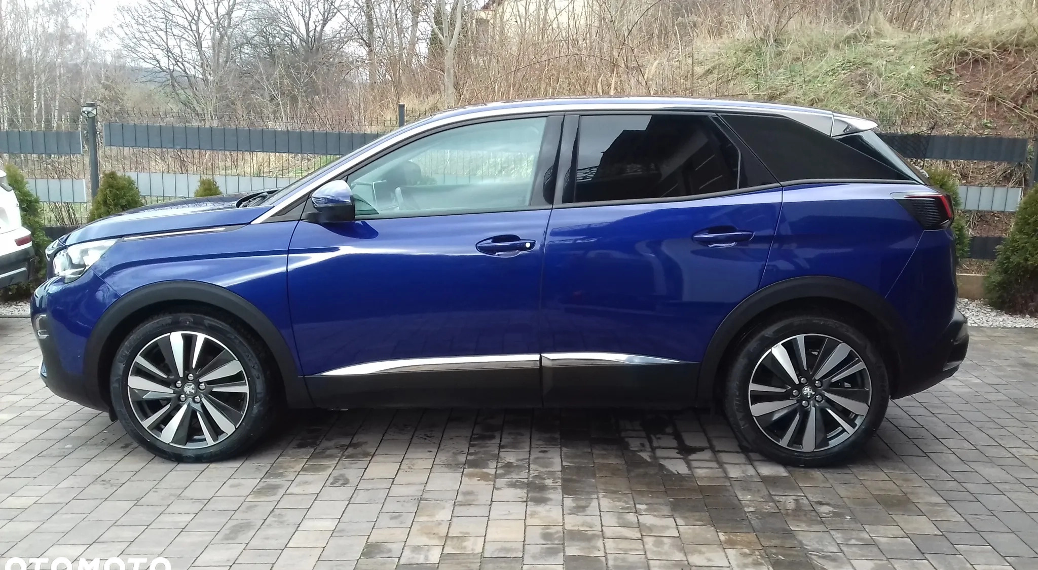 Peugeot 3008 cena 65990 przebieg: 120000, rok produkcji 2018 z Chęciny małe 301